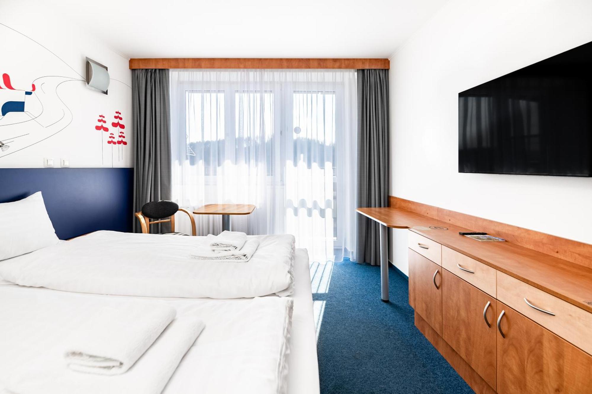 Hotel Ibis Styles Relax Rožnov pod Radhoštěm Exterior foto